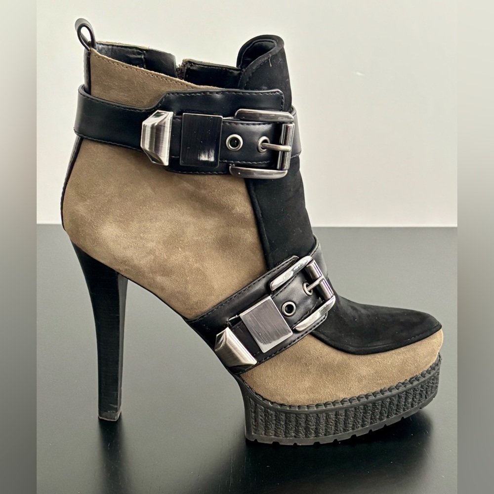 BCBGeneration Warner Booties